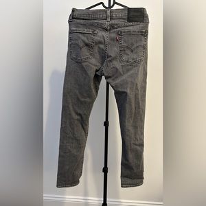 Levi's gray jeans 29/30